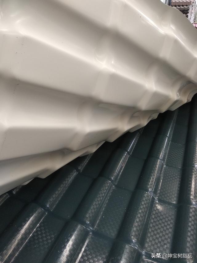 關于鑒別樹脂瓦質量的五大謠言,你中招了嗎?