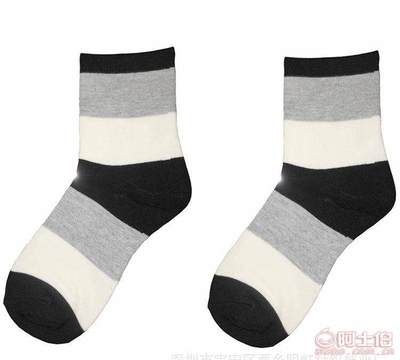 【可貼牌生產批發(fā)寬條紋韓國女襪經典襪子全棉襪子女混色襪混批廠家直銷祙條紋全棉女襪】深圳市寶安區(qū)西鄉(xiāng)明虹針織襪業(yè)廠 - 產品庫